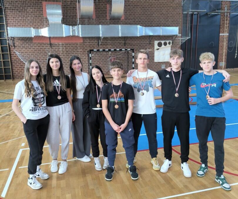 Gradsko natjecanje srednjih škola u stolnom tenisu