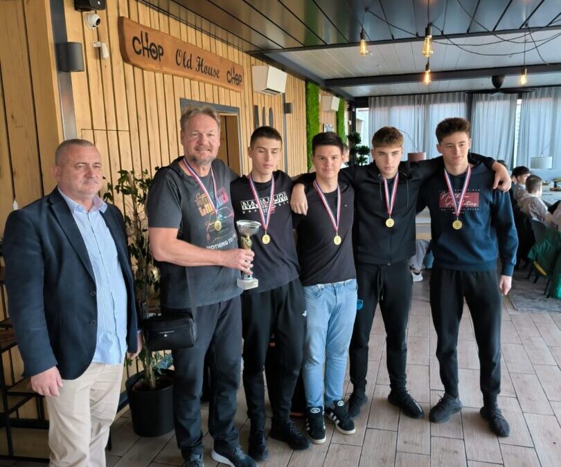 Osvojeno treće mjesto na županijskom natjecanju u plivanju!